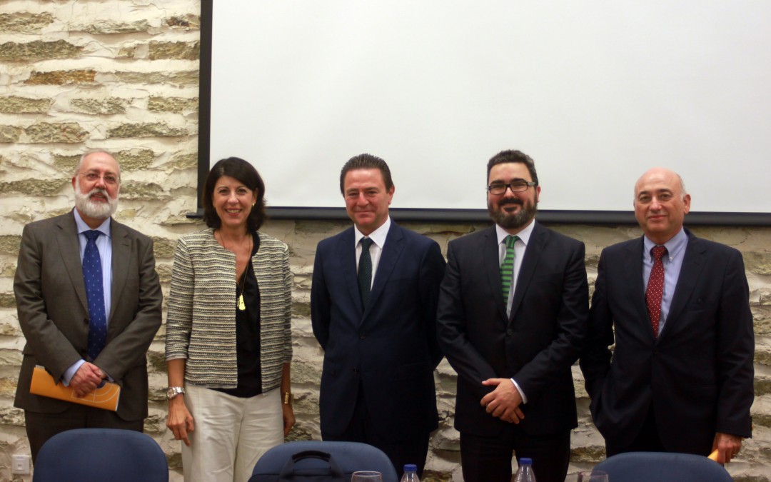 El presidente de la Audiencia Provincial de Alicante imparte la conferencia inaugural del Máster Universitario en Abogacía de la UMH